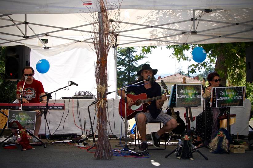 bazzano, joe natta e le leggende lucchesi, joe natta, concerto, tradizioni, antica fiera di luglio, storie e leggende, lucca, parma, folclore, emilia romagna, musica italiana, cantautore, leggenda, folk (4).jpg