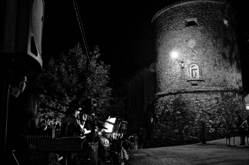 crisciolette, cascio, joe natta, concerto, joe natta e le leggende lucchesi, cantautore, musica popolare, molazzana, garfagnana, otamatone, musica dal vivo (9).jpg