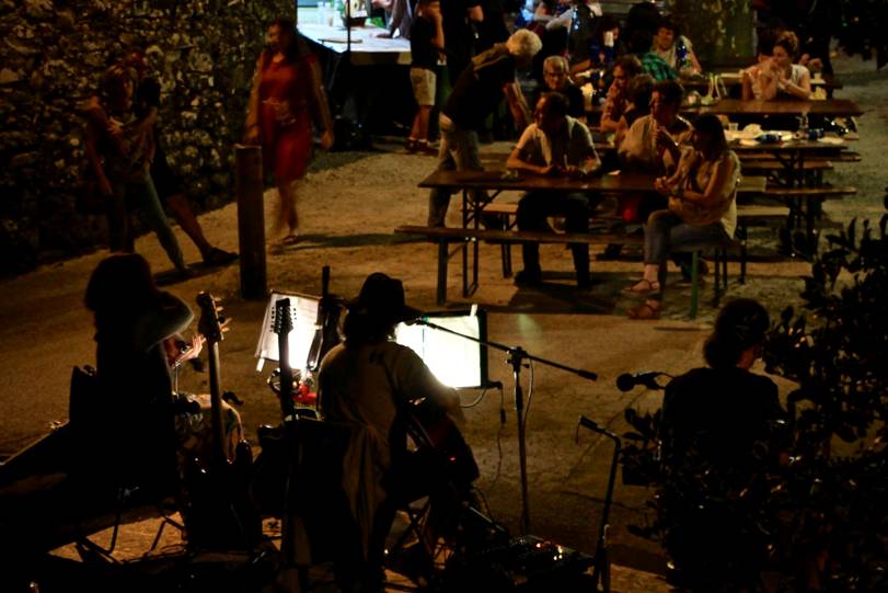 crisciolette, cascio, joe natta, concerto, joe natta e le leggende lucchesi, cantautore, musica popolare, molazzana, garfagnana, otamatone, musica dal vivo (11).jpg