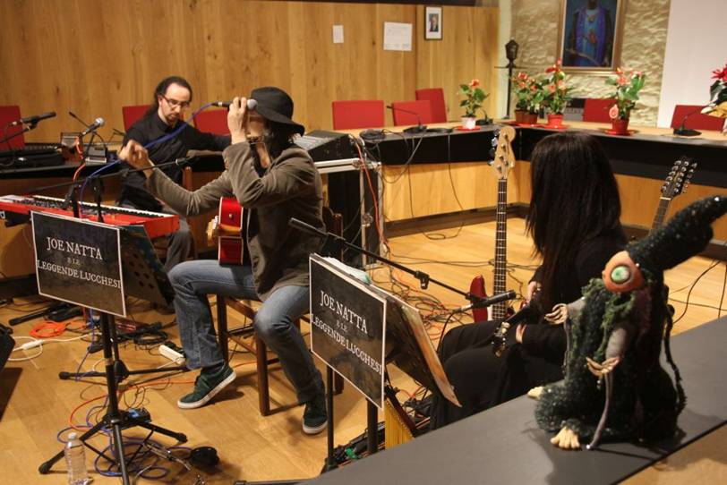 leggende lucchesi, joe natta, traversetolo, parma, concerto, tradizioni, centro culturale, musica popolare, cantautore, canzoni italiane, folletti, linchetto, lucca, garfagnana,  magia, divertimento (14).jpg
