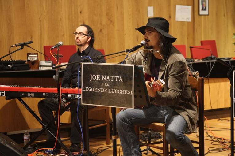 leggende lucchesi, joe natta, traversetolo, parma, concerto, tradizioni, centro culturale, musica popolare, cantautore, canzoni italiane, folletti, linchetto, lucca, garfagnana,  magia, divertimento (18).jpg