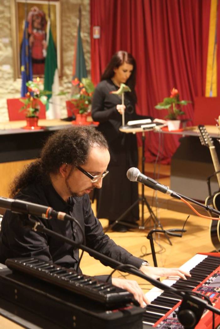 leggende lucchesi, joe natta, traversetolo, parma, concerto, tradizioni, centro culturale, musica popolare, cantautore, canzoni italiane, folletti, linchetto, lucca, garfagnana,  magia, divertimento (30).jpg