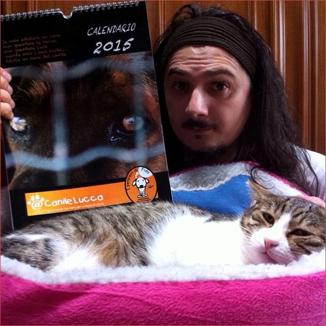 joe natta calendario canile pontetetto lucca qua la zampa animali volontariato beneficenza onlus passaparola gatti cani.jpg