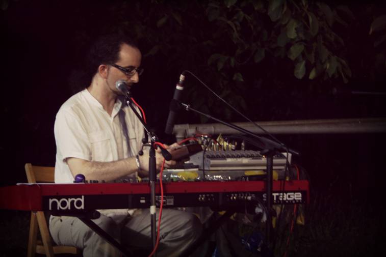 joe natta leggende lucchesi, musica lucca, garfagnana festa, medioevo, matilde di canossa, sesto di moriano, linchetto, buffardello, tradizioni, musica popolare, canzoni divertenti, folklore, theremin, toscana .JPG