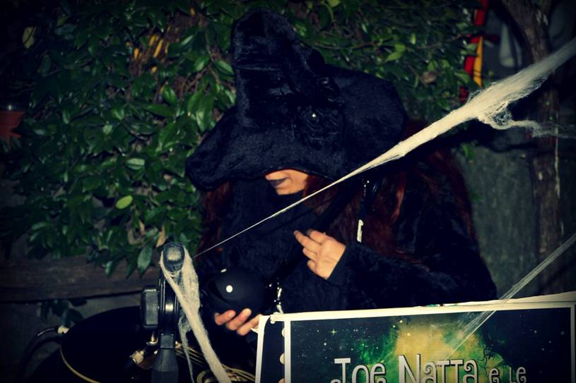 joe natta, halloween, leggende lucchesi, pieve san lorenzo, minucciano, garfagnana, lucca,  musica dal vivo, concerto, joe natta e le leggende lucchesi, festa di halloween (4).jpg
