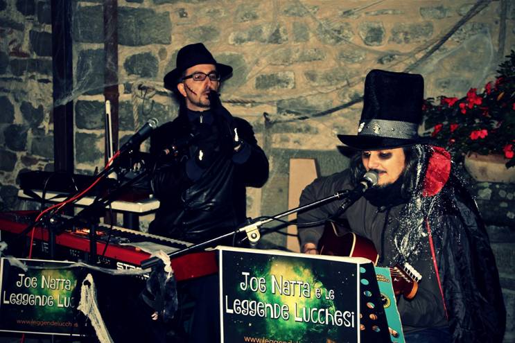 joe natta, halloween, leggende lucchesi, pieve san lorenzo, minucciano, garfagnana, lucca,  musica dal vivo, concerto, joe natta e le leggende lucchesi, festa di halloween (7).jpg