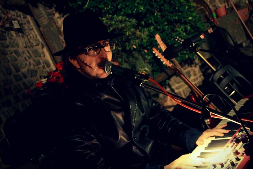 joe natta, halloween, leggende lucchesi, pieve san lorenzo, minucciano, garfagnana, lucca,  musica dal vivo, concerto, joe natta e le leggende lucchesi, festa di halloween (10).jpg