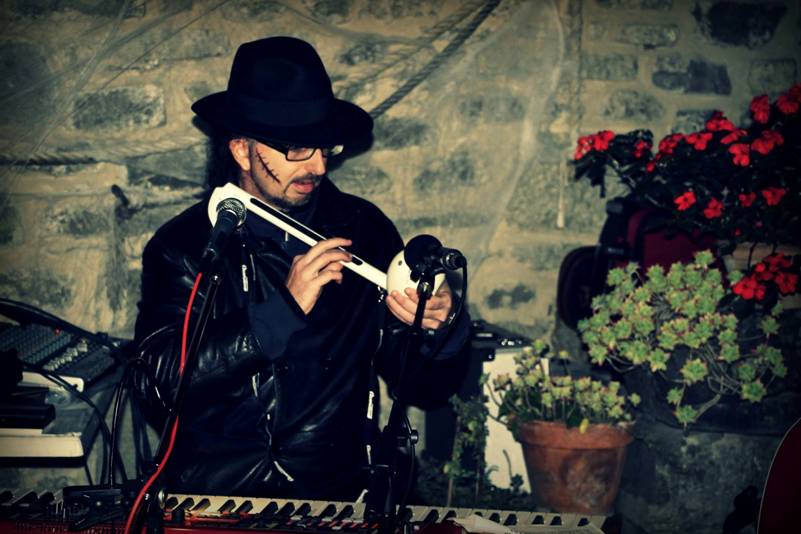 joe natta, halloween, leggende lucchesi, pieve san lorenzo, minucciano, garfagnana, lucca,  musica dal vivo, concerto, joe natta e le leggende lucchesi, festa di halloween (15).jpg