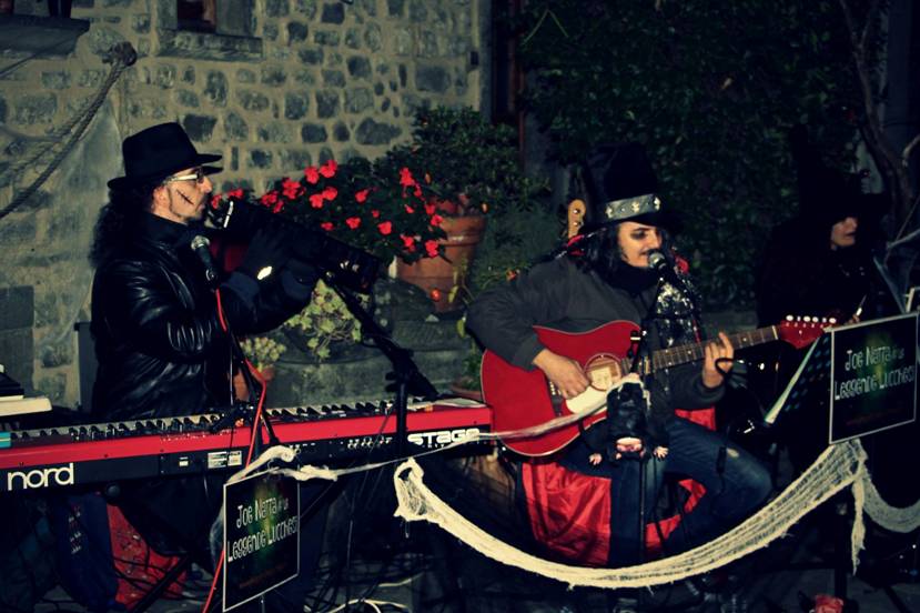 joe natta, halloween, leggende lucchesi, pieve san lorenzo, minucciano, garfagnana, lucca,  musica dal vivo, concerto, joe natta e le leggende lucchesi, festa di halloween (22).jpg