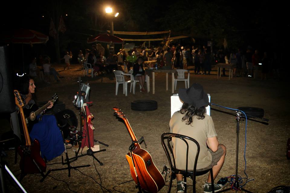 joe natta leggende lucchesi, sagra del maccherone, buti, pisa, musica italiana, canzoni popolari, toscana, concerto, cantautore, trio acustico, folk, violino, ukulele, theremin, festa, tradizioni, storia (1 (73).jpg