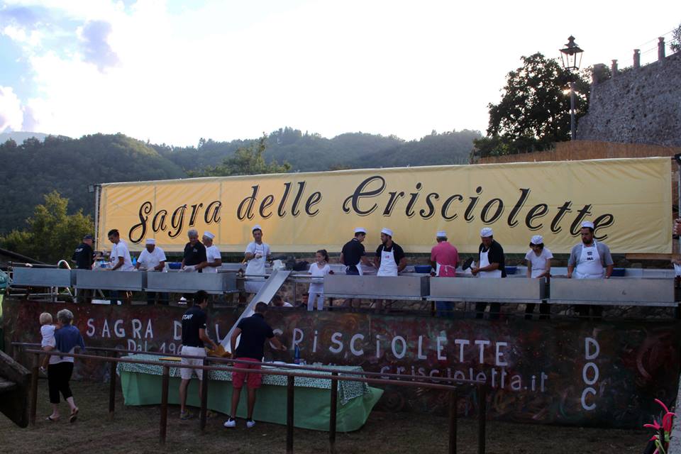 cascio, sagra delle crisciolette, joe natta leggende lucchesi, linchetto, buffardello, cantautore, musica italiana, garfagnana, lucca toscana, tradizioni (5).jpg