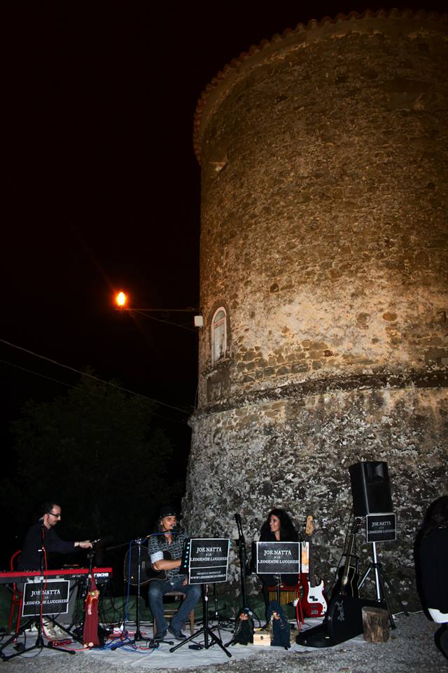 joe natta leggende lucchesi, cascio, sagra delle crisciolette, concerto, garfagnana, molazzana, san rocco panini, lucca, cantautore, tradzioni, leggenda, linchetto, buffardello, folklore (7).jpg