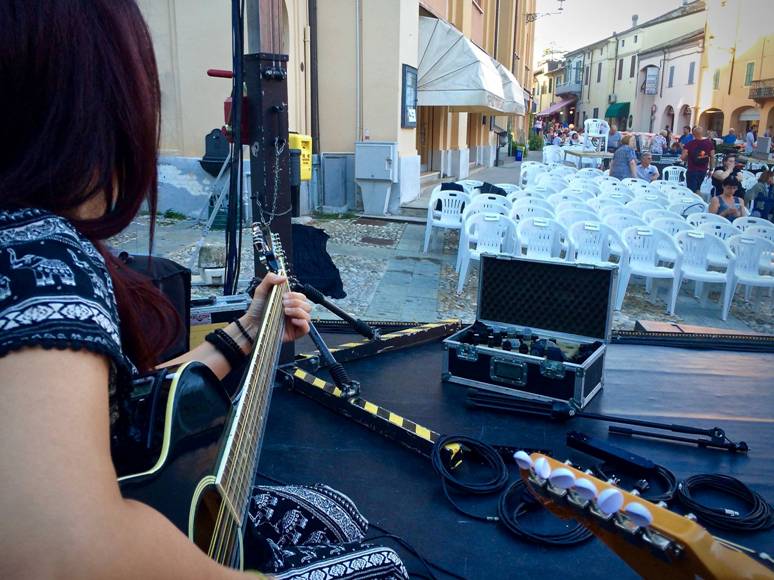 live song festival, traversetolo, joe natta, joe natta e le leggende lucchesi, concerti, cantautore, musica, lucca, parma, folletti, tradizioni, canzoni  (13).jpg