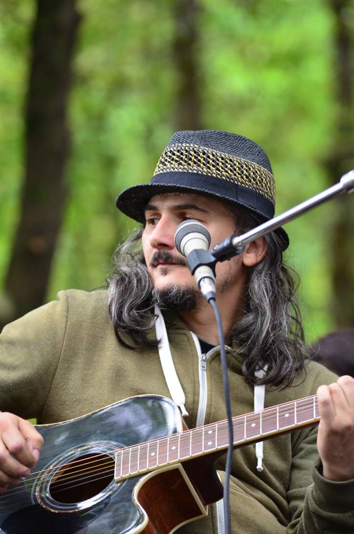 joe natta e le leggende lucchesi, linea gotica brancoli, lucca, toscana, concerto, cantautore, leggende toscane, monte pittone, piaggione, guerra mondiale, ponte a moriano, castellaccio acquile.JPG