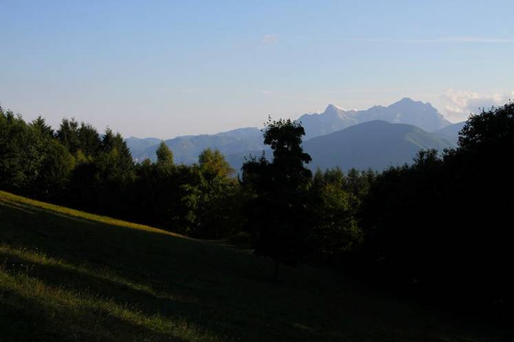 joe natta leggende lucchesi, parco orecchiella, la scuola nel parco, concerto, musica italiana, cantautore, seminario, lucca, garfagnana, toscana, tradizioni, concerti toscana, racconti, natura (20).jpg
