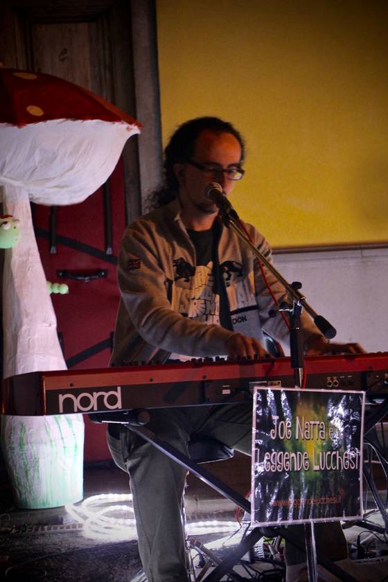 joe natta, joe natta leggende lucchesi, leggende lucca, concerto, notte bianca, piazza al serchio, musica italiana, garfagnana, cantautore, canzoni, tradizioni, summer festival (7).jpg