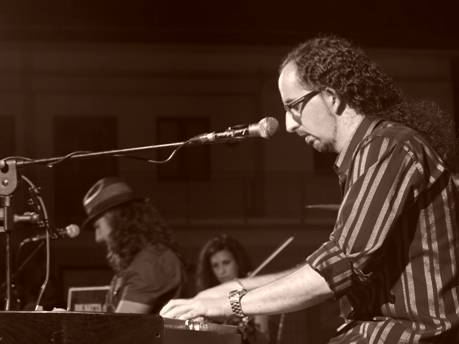 joe natta e le leggende lucchesi in concerto ponte a moriano lucca toscana musica folklore live (11).JPG