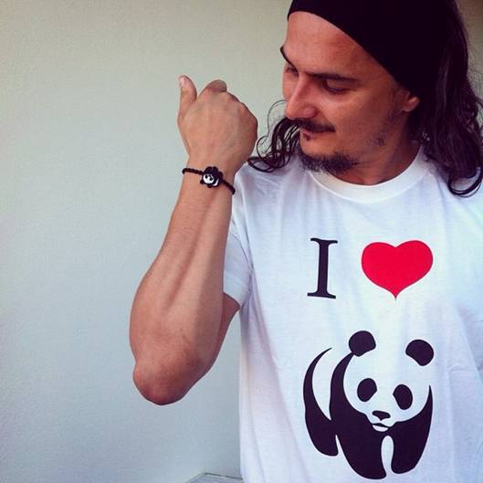 joe natta wwf braccialetto cruciani crucianiforwwf volontariato natura amazzonia panda beneficenza solidarieta passaparola tutto molto bello.jpg