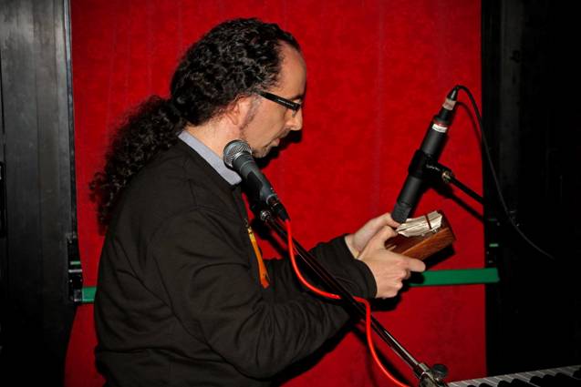 joe natta, joe natta e le leggende lucchesi, tradizioni, lucca, garfagnana, alpi apuane, leggende toscane, concerto, musica italiana (13).jpg